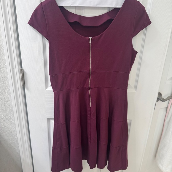 Banana Republic Burgundy Fit & Flare Dress – Size 14 - Picture 2 of 4